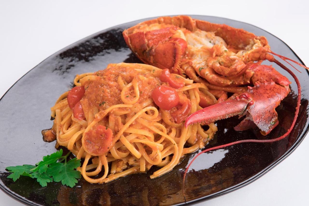 Hotel Ristorante Toscana Alassio Bagian luar foto